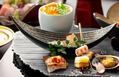 Kira-cho Resort | Mikawawan Resort Linx