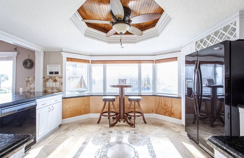 Crescent Beach Condo | Mila Beach - Direct Ocean Front, Three Bedrooms, Two Bathrooms