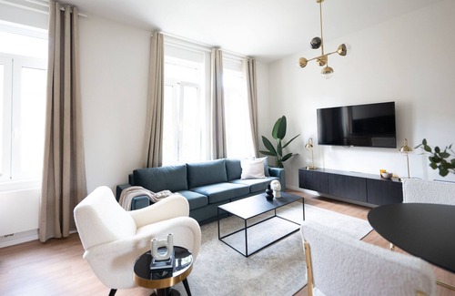 Limpertsberg Apartment | Milan Style Designer 1BR Apartment