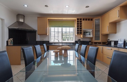 Silves Villa | Milap Villa, Wifi, AC, Garden, Pool