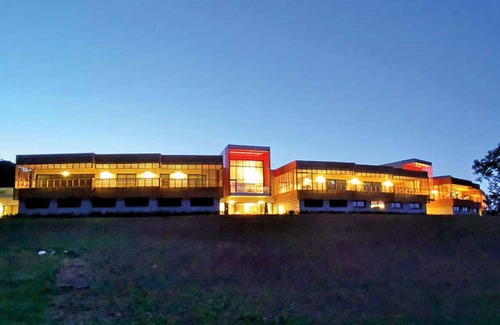 Besse-et-Saint-Anastaise Hotel | Mildiss Hotel, Bw Signature Collection