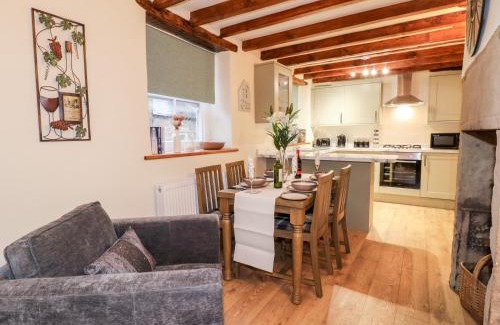 Milford House | Milford Cottage