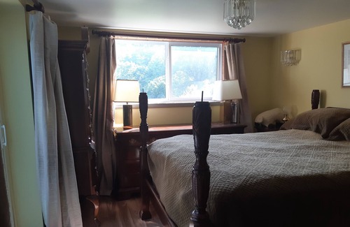 Prince Edward House | Milford River Retreat