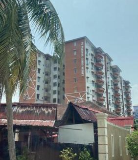 Si Rusa Apartment | Milia Homestay PD Perdana Condo