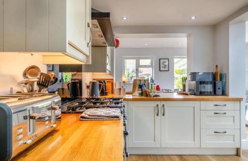 Wrentham House | Mill Cove