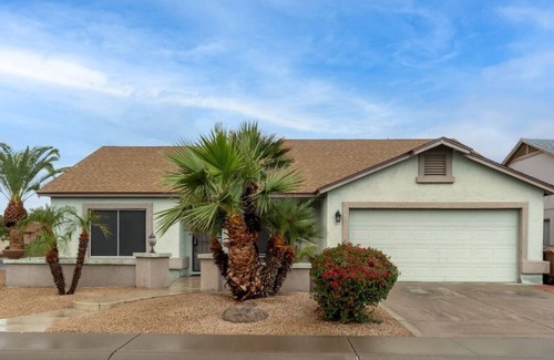 Country Meadows House | Millark Peoria · Perfect Peoria Home with Pool Vacation Rental