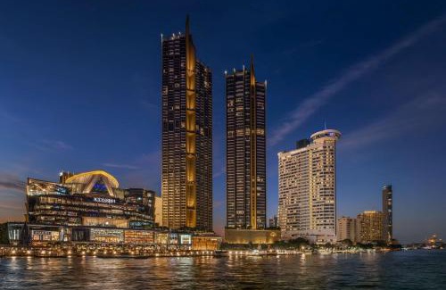 Khlong Ton Sai Hotel | Millennium Hilton Bangkok