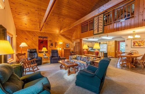 Ely Cabin | Miller Island - Burntside Lake