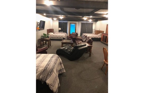 Cody House | Millers Lodge