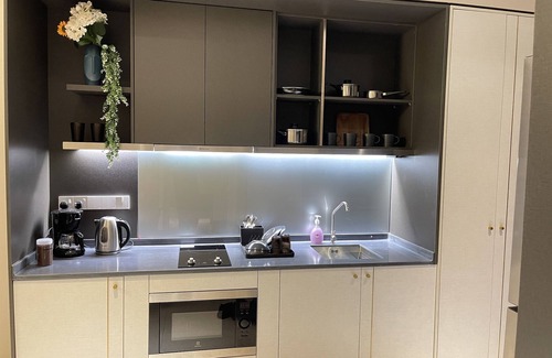 Kuala Lumpur Condo | Millerz Square Old Klang Road 2R2B; 6PAX