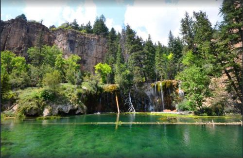 Glenwood Springs Villa | Million Dollar Luxury Villa Ski Fish Hike Raft Mins to downtown