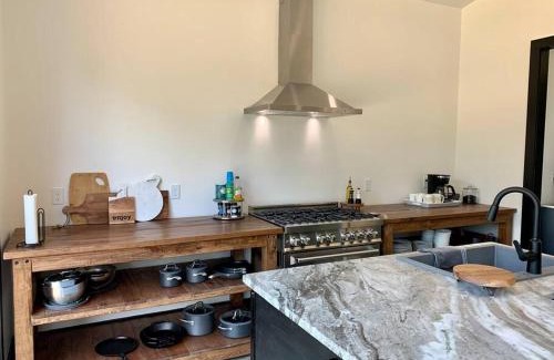 Marianna House | Millstone on the Millpond-6 miles of Springs