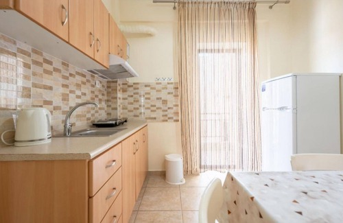 Paralia Dionysiou House | Milonas House Apartments