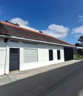 Ngemplak House | Mindy Homestay