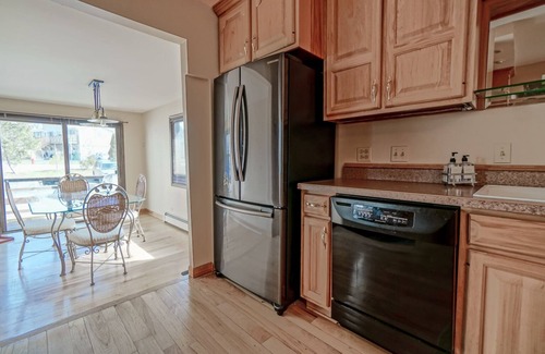 Solon Mills House | Mineola Manor Lake House