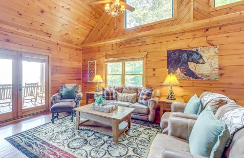 Mineral Bluff House | Mineral Bluff Bear Ridge Cabin with Hot Tub!