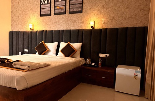 Khammam Hotel | Minerva Grand JBS