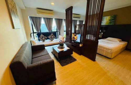 Kota Kinabalu House | Ming Garden, LoveLace Suite