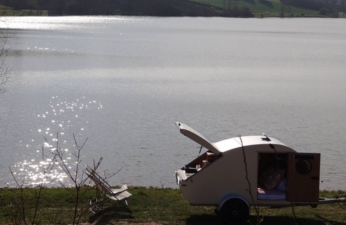 Agen House | MINI CARAVANE VINTAGE TEARDROP 2 PLACES