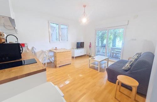Morieres-les-Avignon Apartment | Mini Villa Vivi proche Avignon