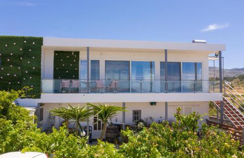 Dikaio Apartment | Miniera view house