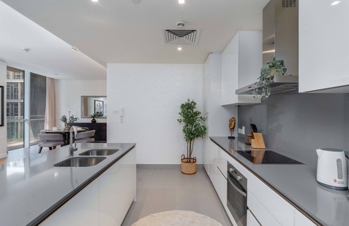Al Wasl Apartment | Minimal Luxe huge size apartment