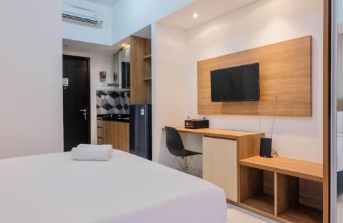 Bumi Serpong Damai Apartment | Minimalist Studio Apartment at Casa De Parco By Travelio