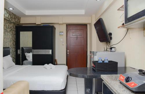 Kebagusan Apartment | Minimalist Studio Room at Kebagusan City Apartment By Travelio