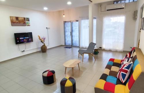 Kampung Simee House | Minimaliste Ipoh Garden 2 minute to stadium 5BR5BR