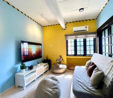 Bukit Tinggi Apartment | Minions In The Hills