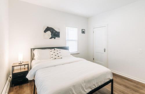 Hiawatha House | Minnehaha Falls Hideaway