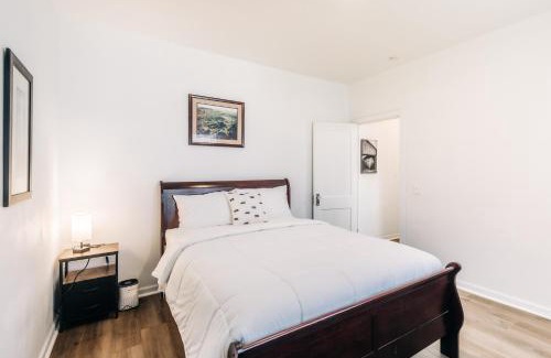 Hiawatha House | Minnehaha Falls Hideaway
