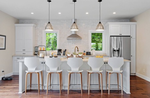 Excelsior House | MINNeSTAY* Bayside Escape |