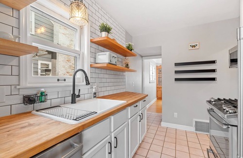Diamond Lake House | MINNeSTAY* Cape Cod Charmer |