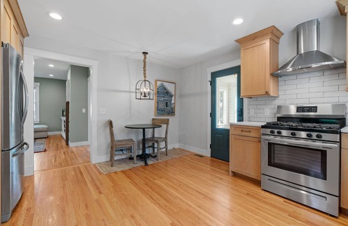 Chaska House | MINNeSTAY* Chaska Charmer