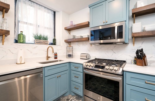 Powderhorn House | MINNeSTAY* Lyndale Church Lodge