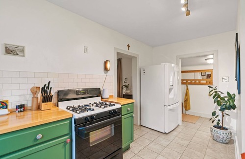 Northeast Minneapolis House | MINNeSTAY* Musee Northeast | Arts District