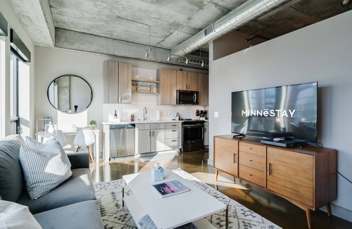 Warehouse District Apartment | MINNeSTAY* Sable 506 One Bedroom | North Loop