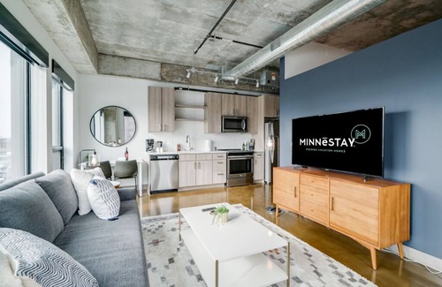 Warehouse District Apartment | MINNeSTAY* Sable 508 One Bedroom |