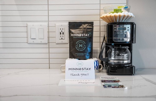Warehouse District Apartment | MINNeSTAY* Sable 603