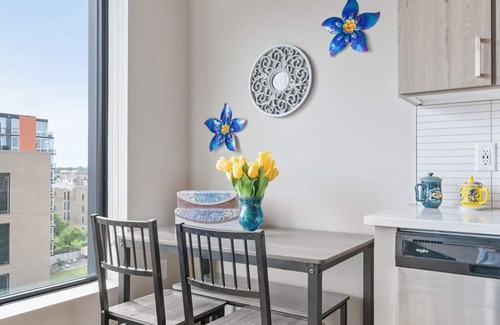 Warehouse District Apartment | MINNeSTAY* Sable 604 One Bedroom |