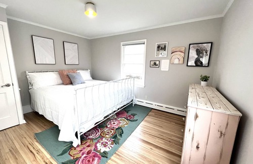 Excelsior House | MINNESTAY * The Guest House * Micro Wedding, Reunion, Retreat
