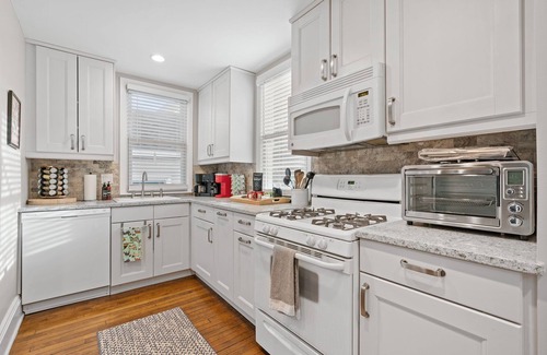 Linden Hills House | MINNeSTAY* The Linden House