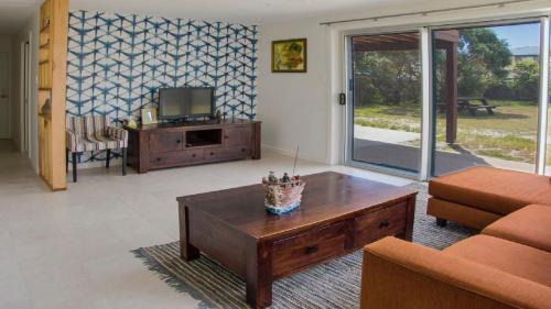 Minnie Water House | Minnie Beach House