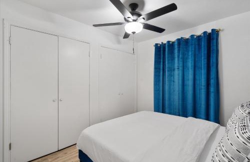 West Campus Apartment | Mins to Downtown Luxury 2BR & Arcade