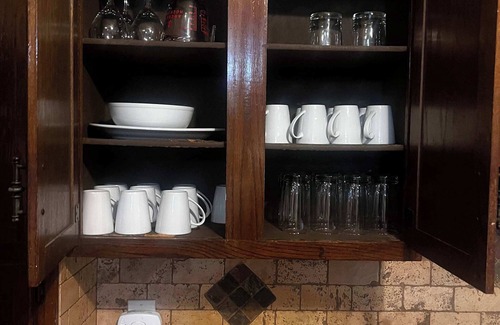 Whitehaven House | Mins to Graceland & Airport- Whitehaven Hideaway
