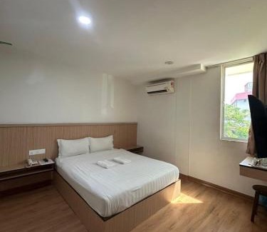 Victoria Hotel | Mint Hotel