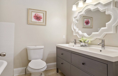 Esplanade Ridge House | Minutes away from French Quarter! GREATER NOLA 3BD HOME