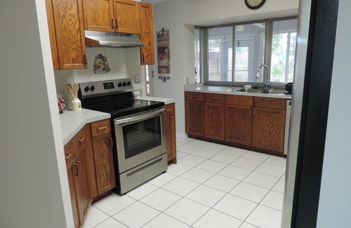 Sebastian Highlands House | Minutes from BEACHES and world class FISHING! Discounts for longer stays!