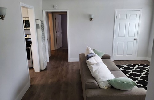 Vallejo House | Minutes from Napa and SF. 2 bedroom house with bay views